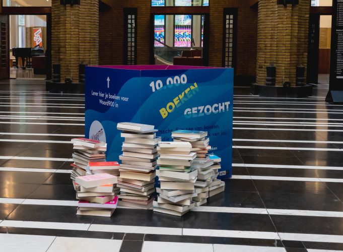 ziekenhuis Individualiteit joggen 10.000 boeken gezocht voor het grootste boekenkunstwerk van Nederland -  Uitagenda Utrecht